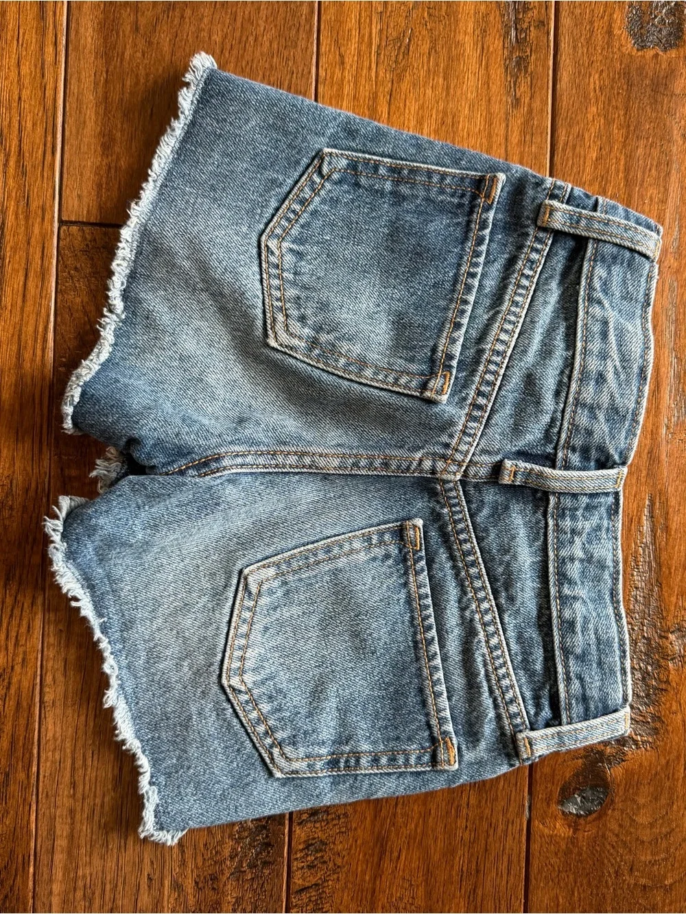 Old Navy Girls size 6 Blue Denim Jeans with Contrast Stitching